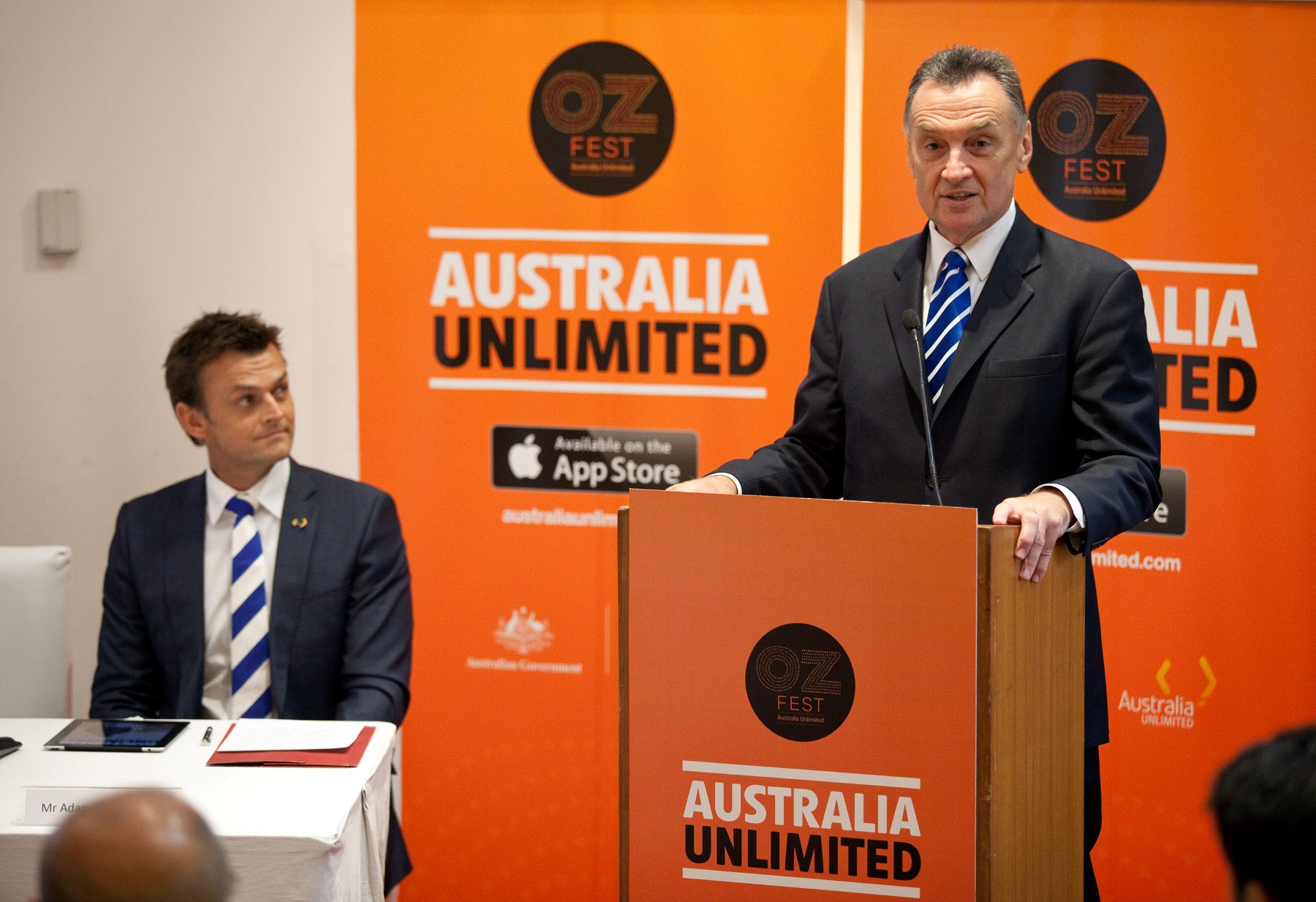Adam Gilchrist & Hon Dr Craig Emerson at the launch of Australia Unlimited 2