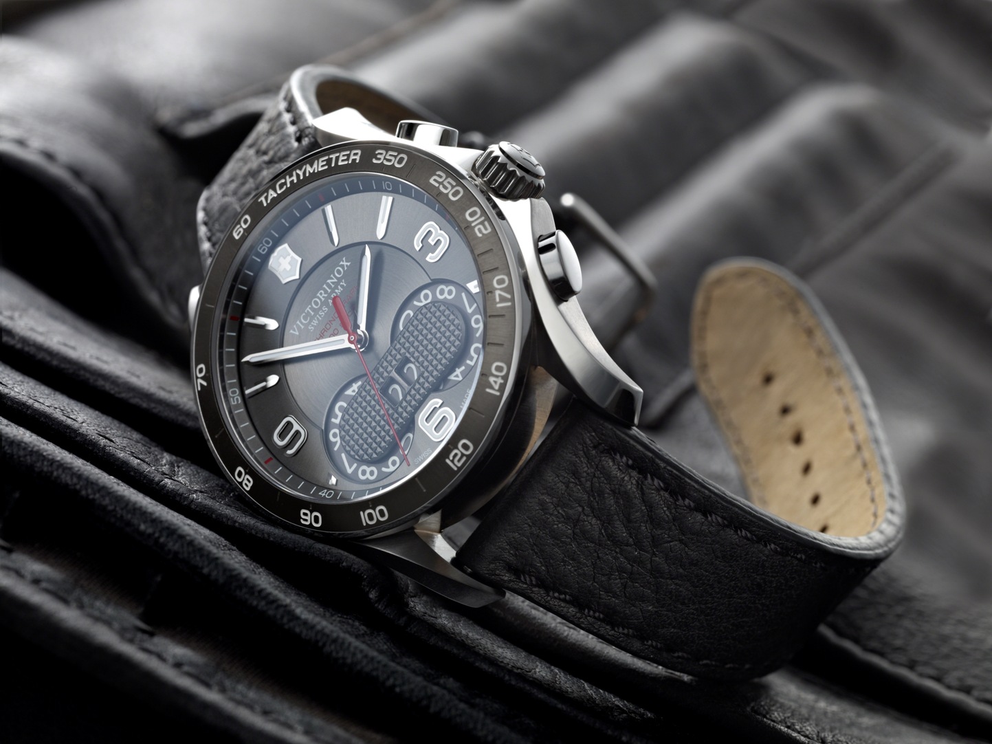 Victorinox CHRONO CLASSIC 1 100th Core Sector Communique