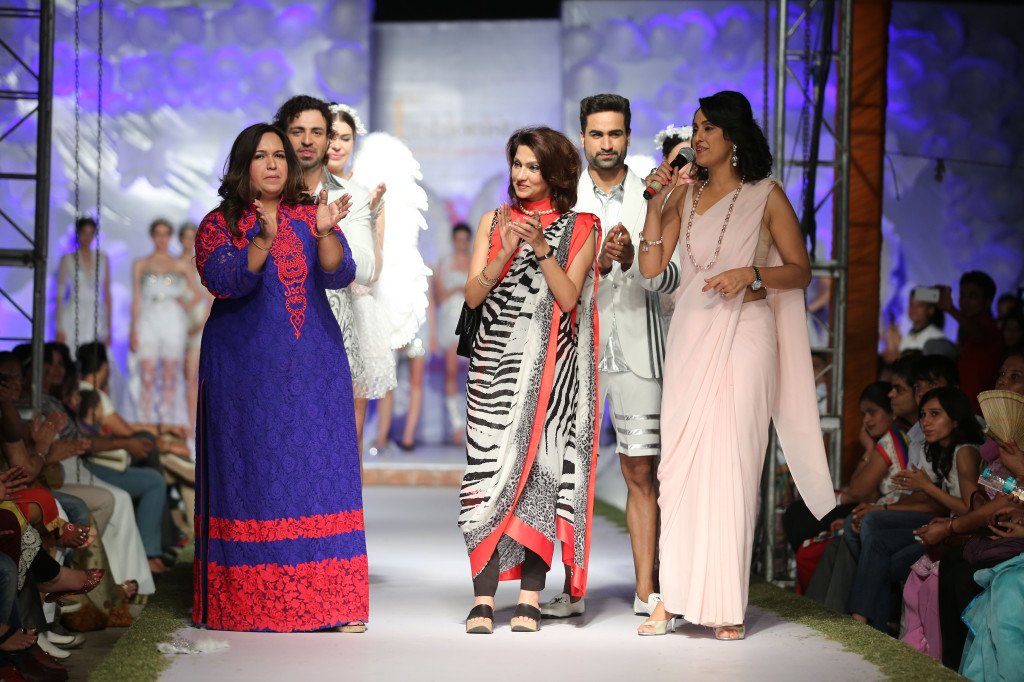 (L-R) Neetu Pavan Manikatalia  Vandy Mehra  Shivani Wazir with models at the conclusion of the show