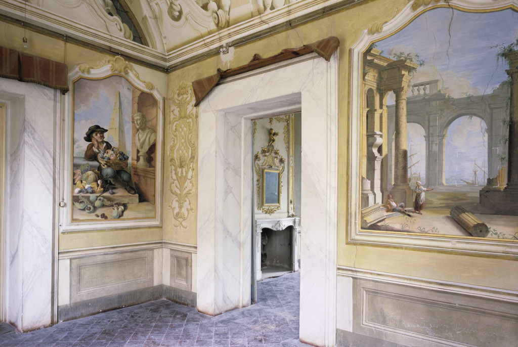(11) villa Garzoni, affreschi all'interno della villa, courtesy Lionard