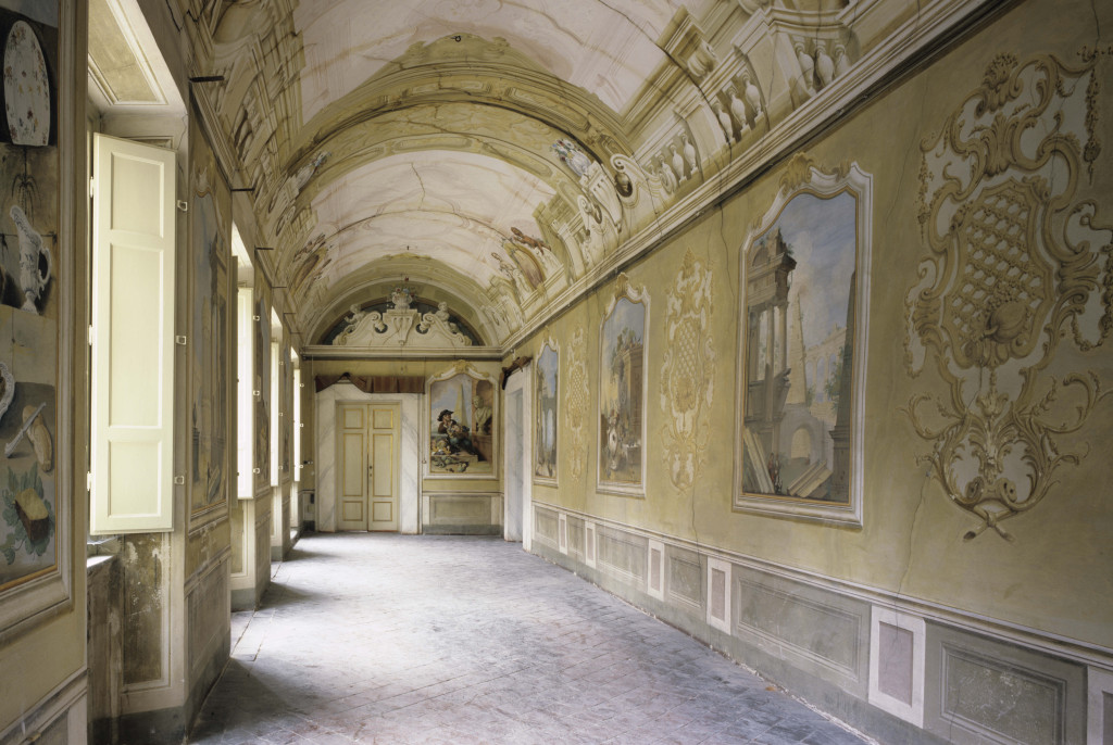 (12) villa Garzoni, affreschi all'interno della villa, courtesy Lionard