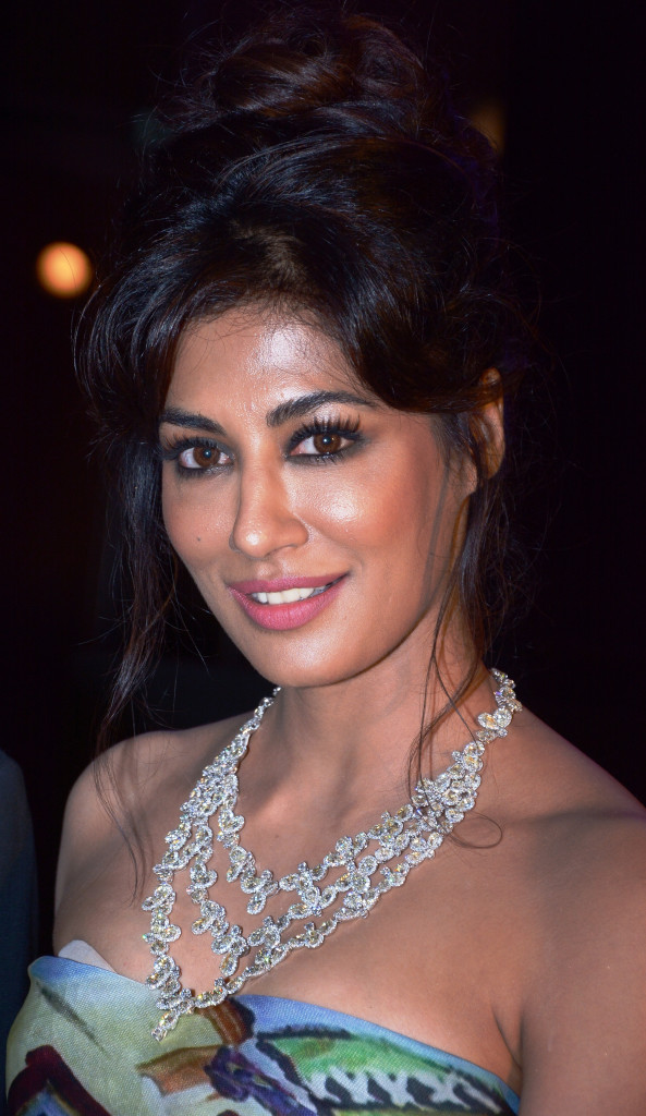 Actress Chitrangada Singh in Diacolor neckpiece