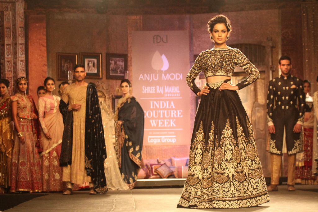 Kangana Ranaut at Shree Raj Mahal  Jewelers India  Couture Week