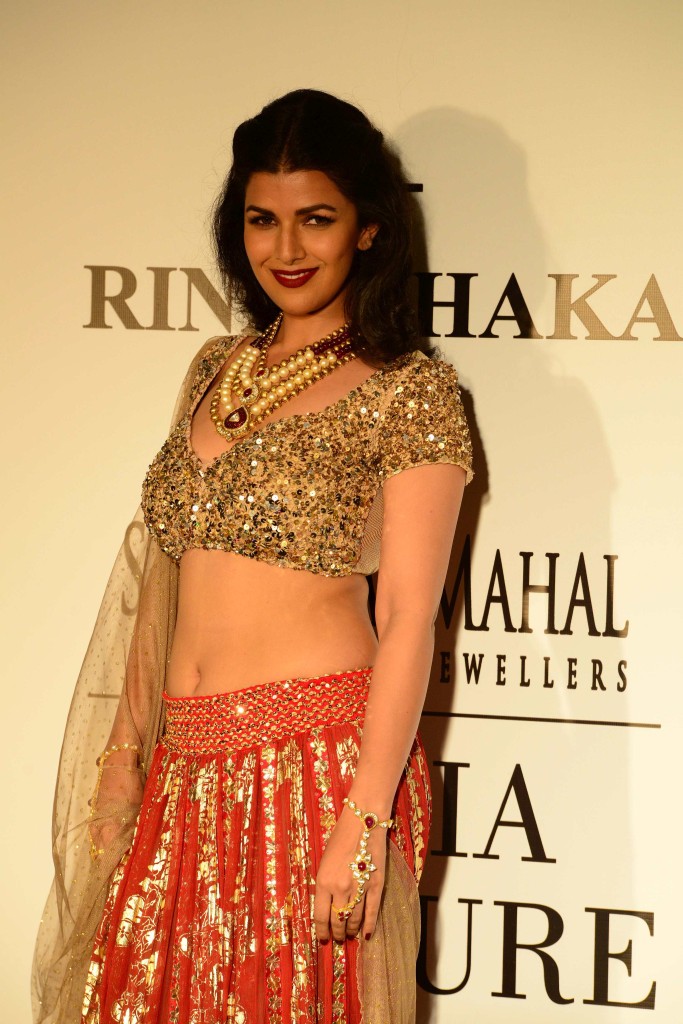 Nimrit Kaur wearing Shree Raj Mahal jewelers jewellery