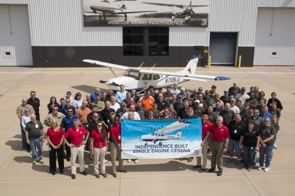 The Textron Aviation Independence team celebrates the delivery of the 10,000th Independence-built single engine Cessna aircraft. 