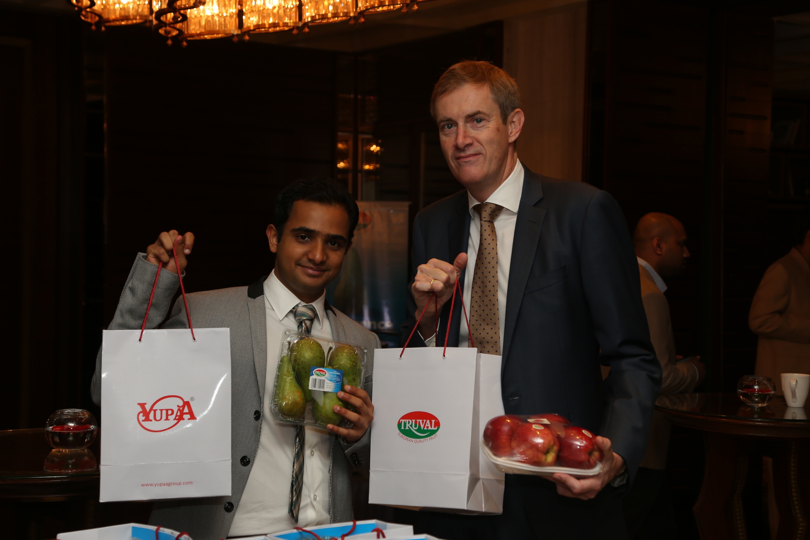 03 Mr. Parth Karvat  Director Yupaa Group of Companies and Marc Evrard  Managing Director of Be Fresh Asia & Chief Ma_