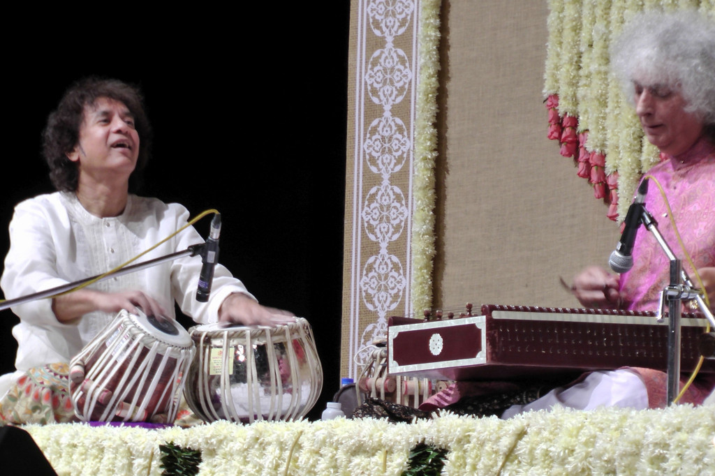 Pandit ShivKuamr Sharma and Ustad Zakir Hussain performing at the concert at Nehru Centre