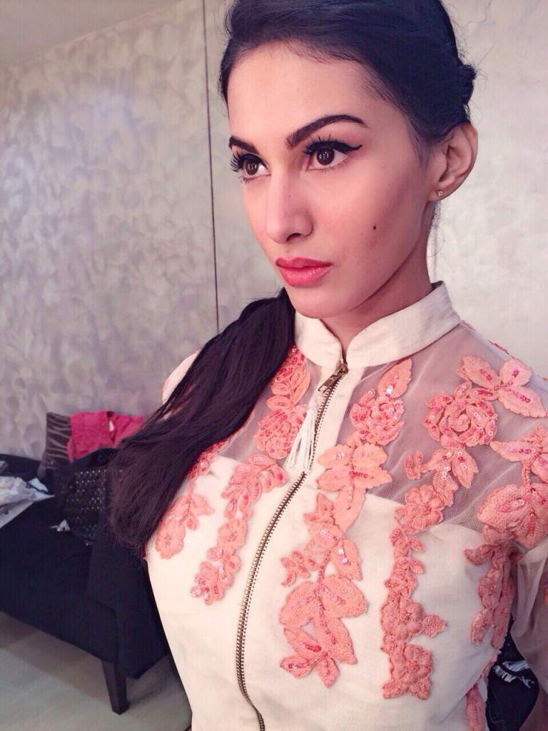 Actress Amyra Dastur in DIVA'NI for Mr X movie promotions..