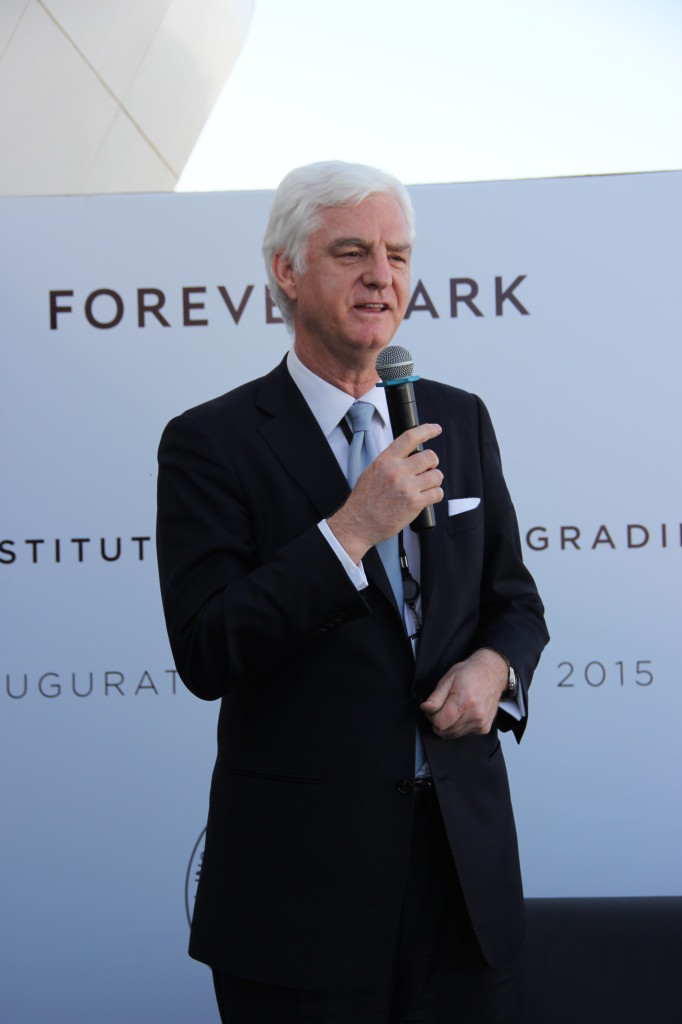 Mr. Stephen Lussier CEO Forevermark adresses the media at the launch of the  Surat facility