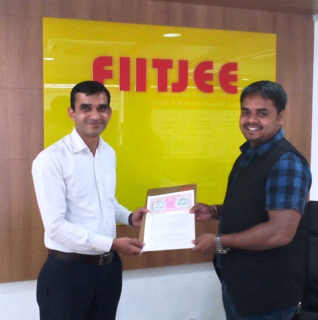 FIITJEE signs an MOU with PR Solution India