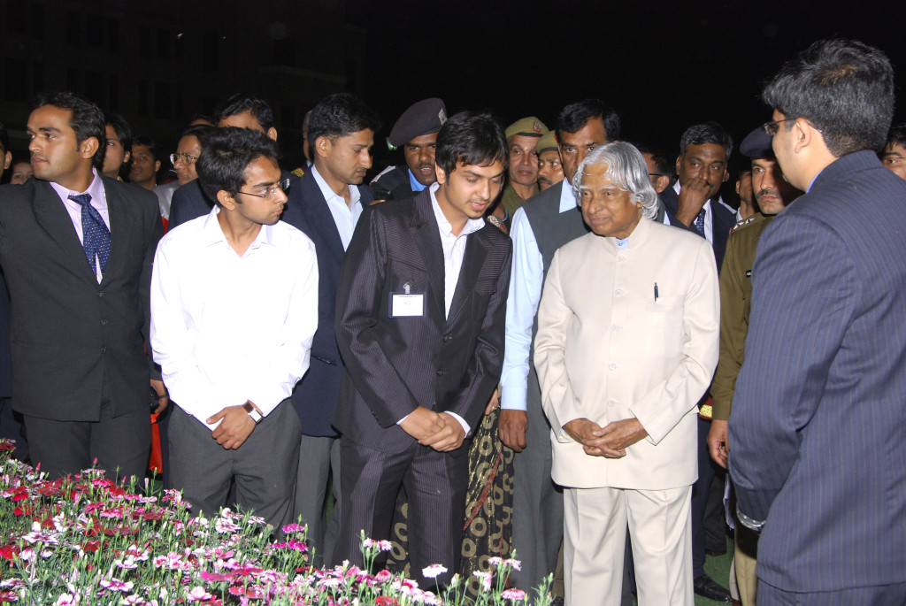 Dr APJ Abdul Kalam interacting with students of ITM University