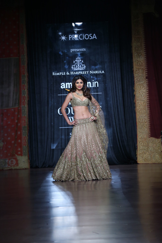 PRECIOSA Presents   Designer Rimple & Harpreet Narula   @ Amazon India Couture Week 2015 (3)