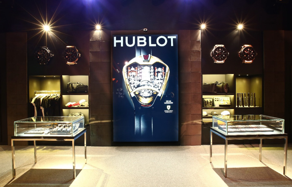 l_7-hublot-lifestyle-gears-and-merchandise-available-for-sale
