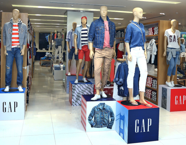 012-GAP Store