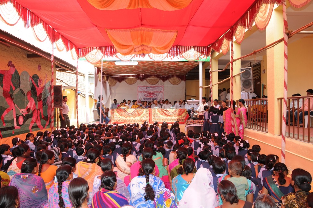 Inauguration of SHirwal school - pic1