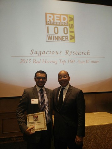 Mr.Anant Kataria Co-Founder and CEO of Sagacious Research wining the Red Herring 100 Award