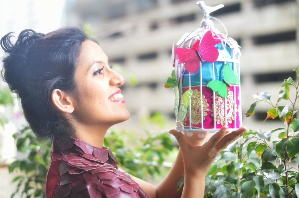 Mrs. India Priyanka with artificial bird cage
