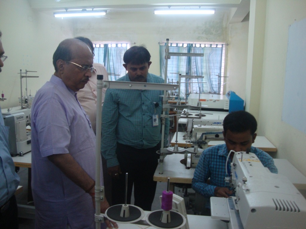 Spl. Sewing Operation Demonstration to hon'ble Minister