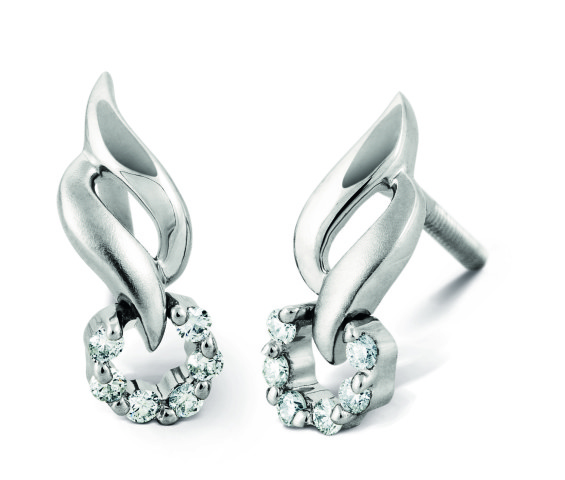 Platinum earrings (4)