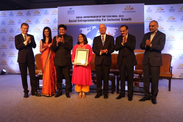 Poonam Bir Kasturi Winner SEOY India 2015 with Shri Piyush Goyal Minister of Power and Energy with other dignitaries