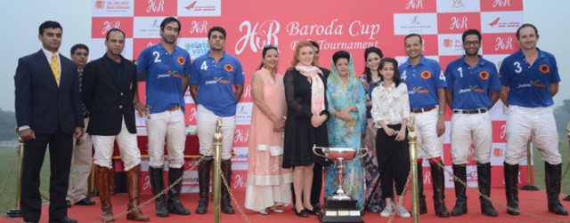 Winners of the HVR Baroda Polo Cup Tournament 2015 with Princess Asha Raje Gaekwad and Neelam Pratap Rudy