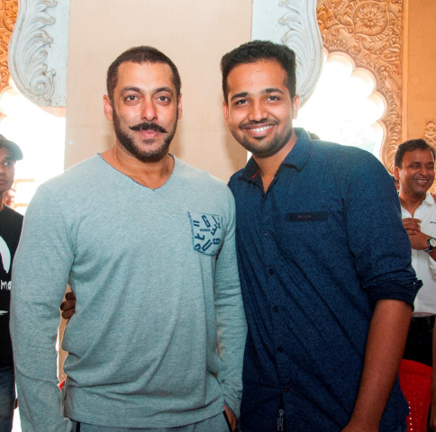 Being Human Clothing's digital Diwali campaign Same Pinch with Salman's winner Ravi Sharma got the opportunity to mee_