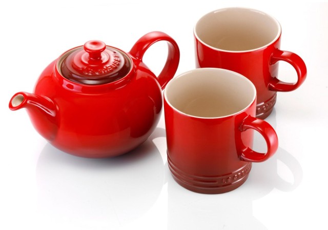 LE CREUSET STONEWARE TEA SETFOR TWO AT Rs4340_-