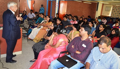 Ravi Kishore addressing the participants