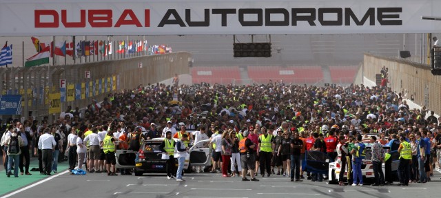 1. A grid of 100 cars will line up for the 2016 Hankook 24H Dubai in January