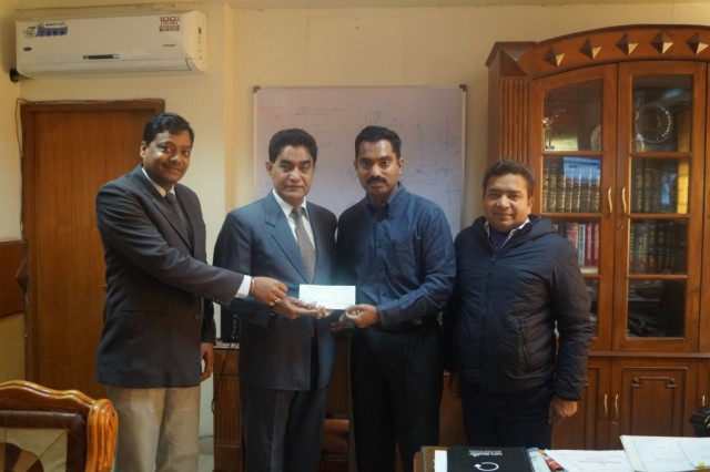 L-R Mr Ritesh Sinha Mr Vinay Sahni DLF Foundation with Mr. T.L Satyaprakash DC Gurgaon