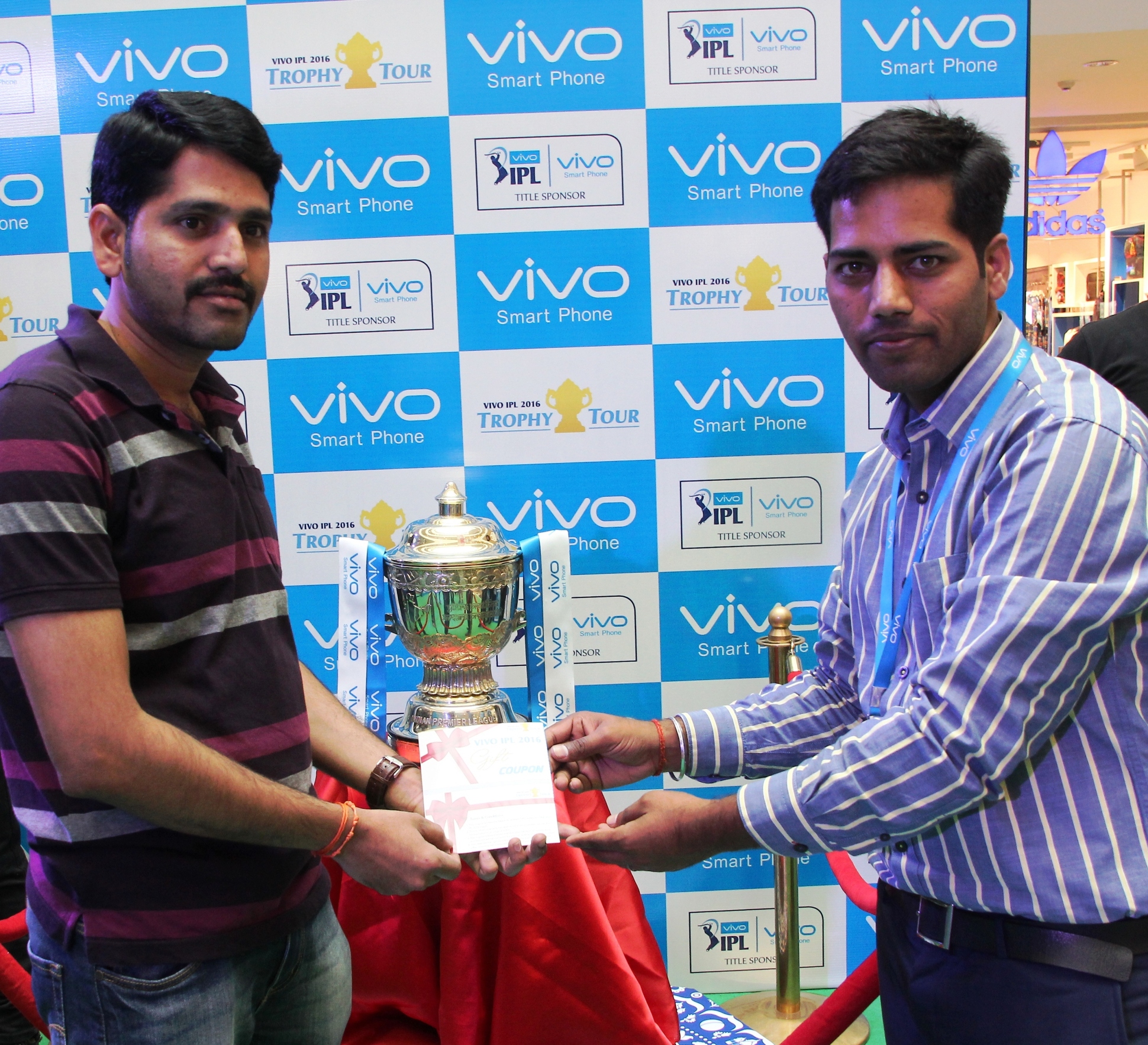 A Cricket fan winning  VIVO IPL pass for a match during VIVO IPL trophy tour in Hyderabad on March 20  2016