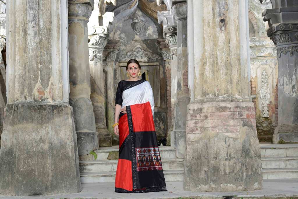 Ethnic Dukaan New collection saree black  red & white