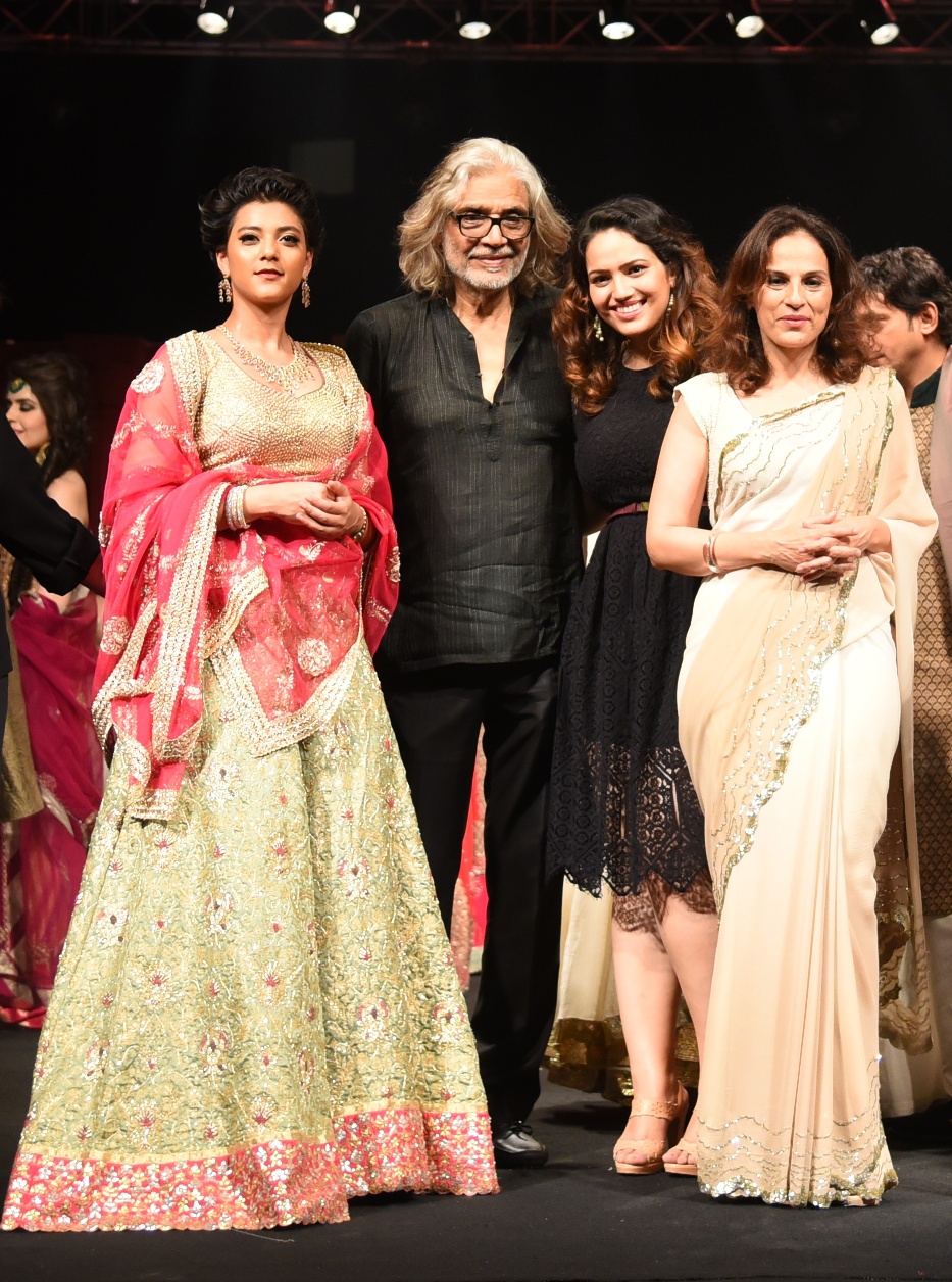 Princess Mriganka Singh of J&K with Muzaffar Ali   Sama Ali and Meera Ali