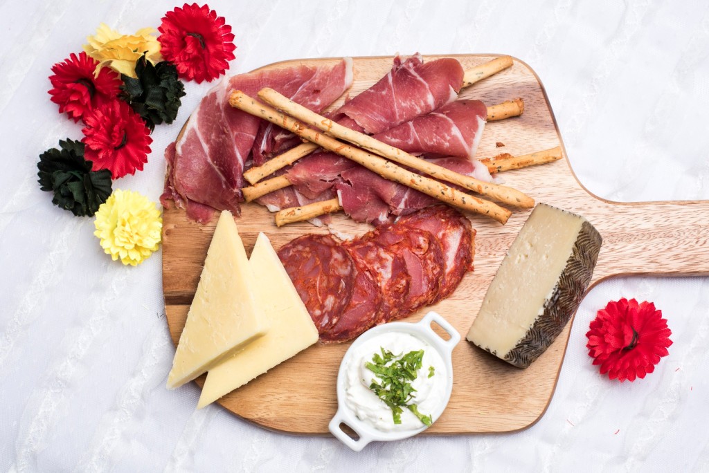 spanish cheese platter