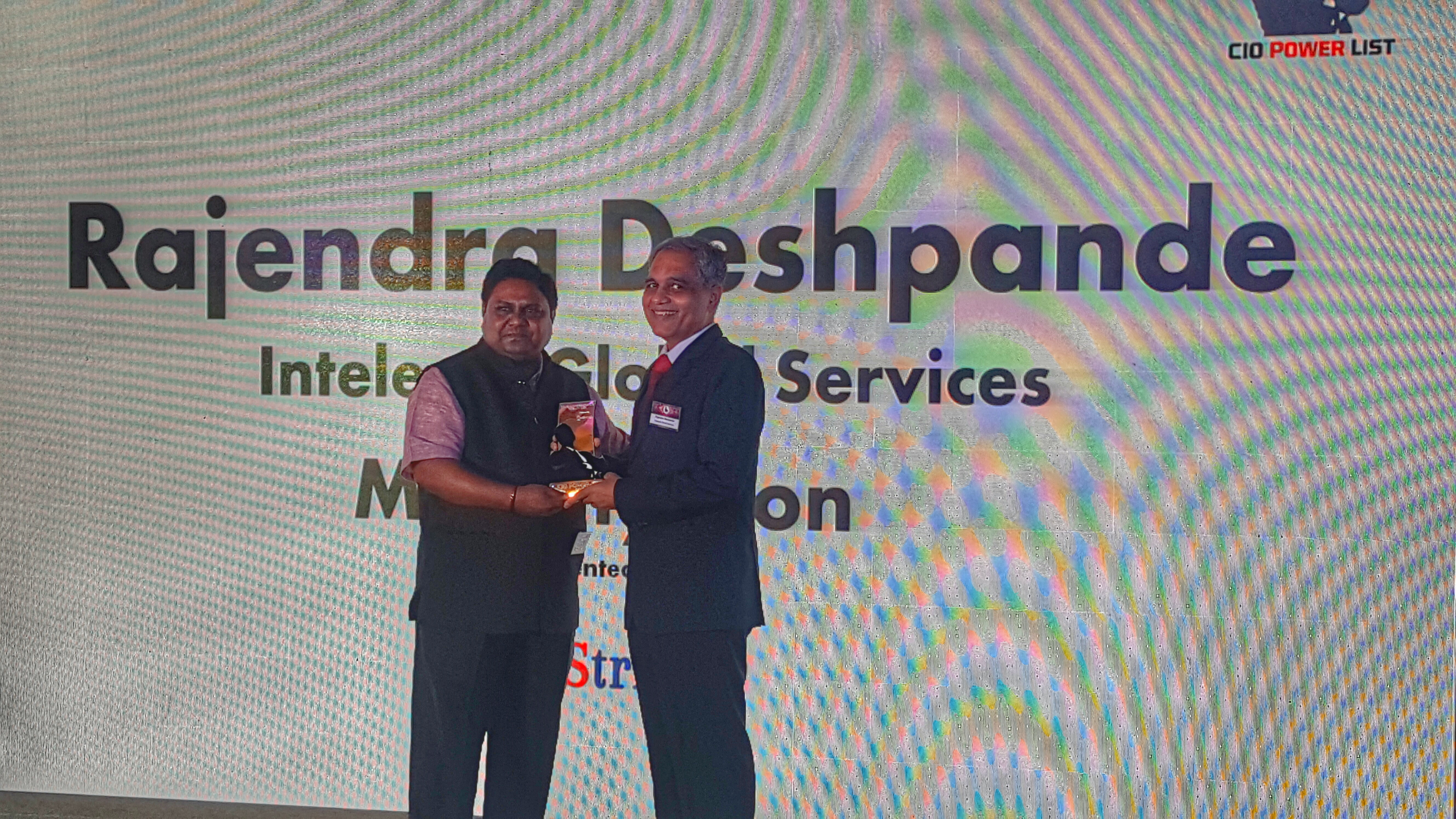 Mr. Rajendra Deshpande  CIO  Intelenet Global Services receiving the CIO Power List 2016 Award