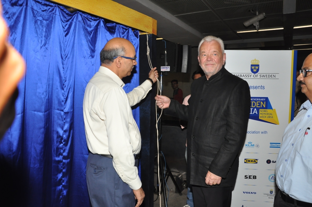 h-e-harald-sandberg-from-embassy-of-sweden-mr-mangu-singh-from-dmrc-new-delhi-while-unveiling-the-nobel-wall