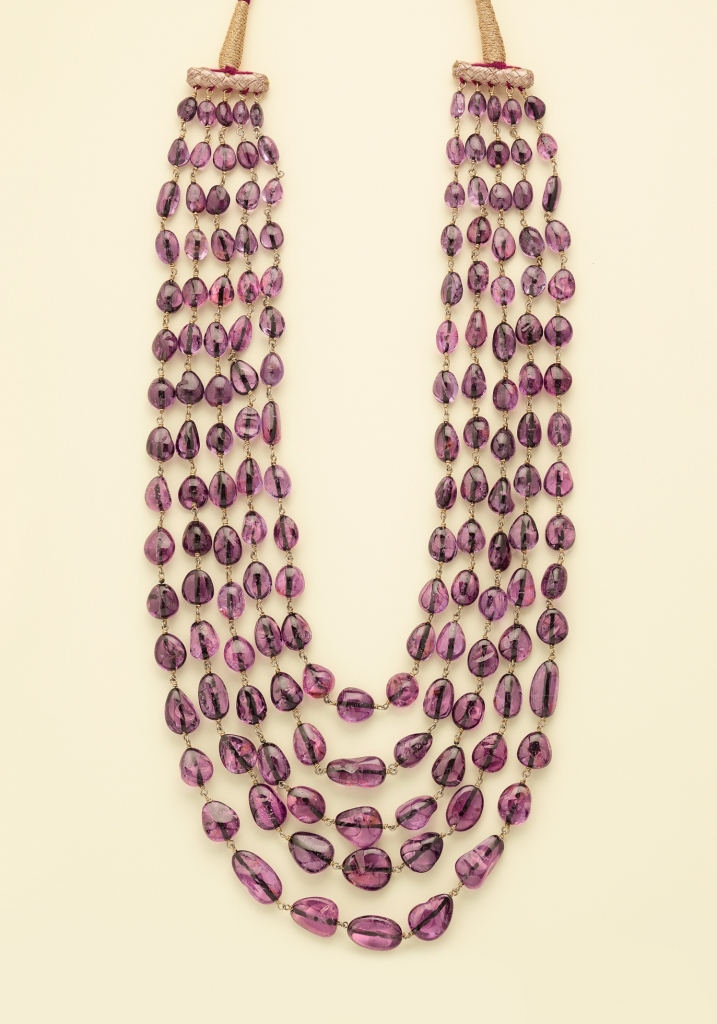 lot_51-spinel-bead-necklace-estimate-rs-25-00-000-30-00-000-37-880-_