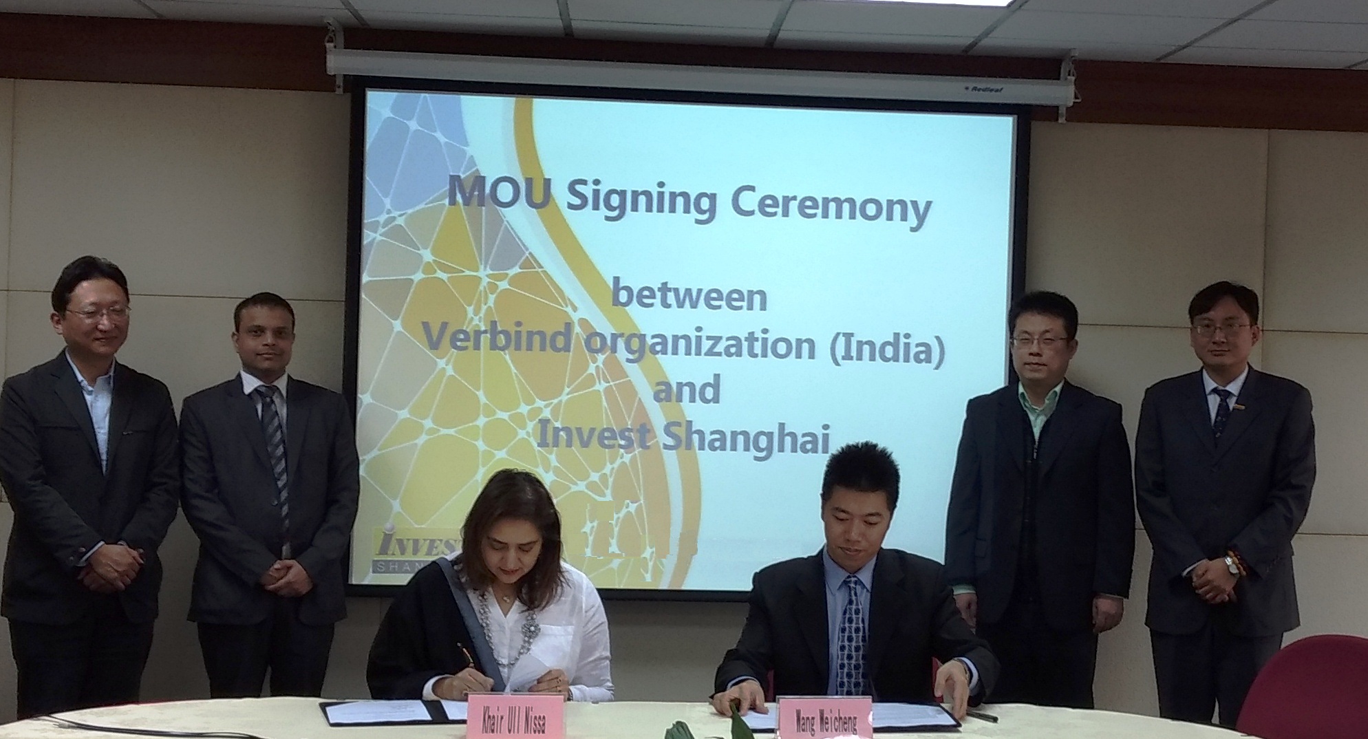 verbind-inks-mou-with-invest-shanghai_01